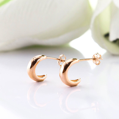 Aretes de corazón en plata ley 925 con baño en Rodio