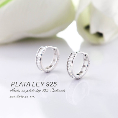 Aretes en plata ley 925 con baño en Rodio