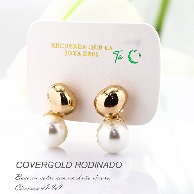 Aretes en covergold con baño en Rodio con perla