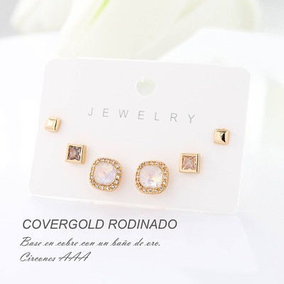 Set x 3 de aretes en covergold con baño en Rodio