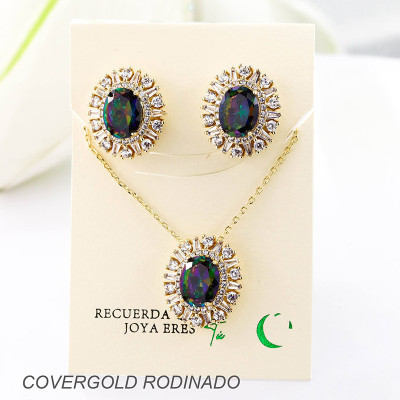 Set collar y aretes en covergold con baño en Rodio