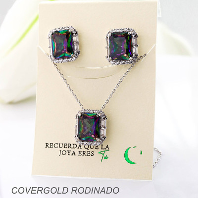 Set collar y aretes en covergold con baño en Rodio