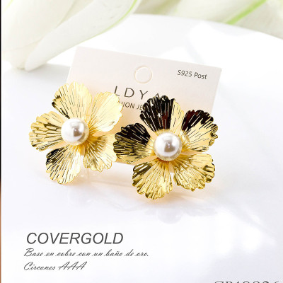Aretes de covergold