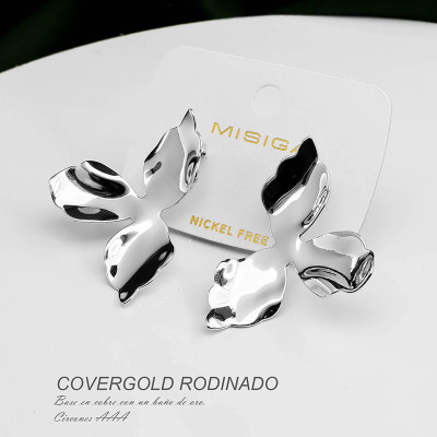 Aretes en Covergold Rodinado