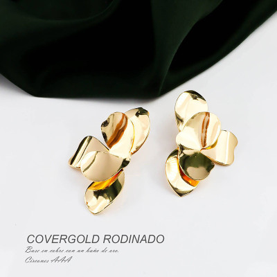 Aretes en Covergold Rodinado