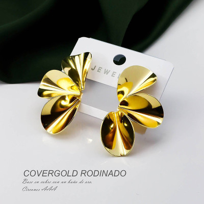 Aretes en Covergold Rodinado