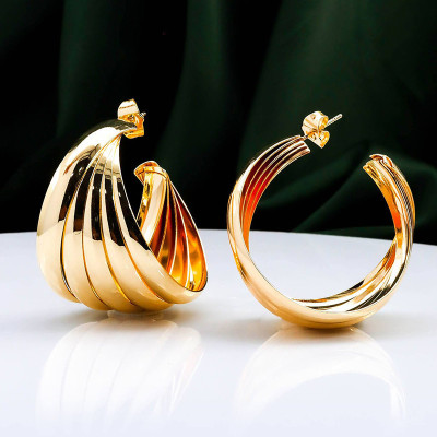 Aretes en Covergold Rodinado