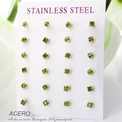 Cartón de aretes circón verde en acero paquete x 12
