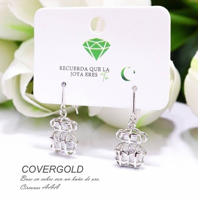 Aretes de oso en covergold