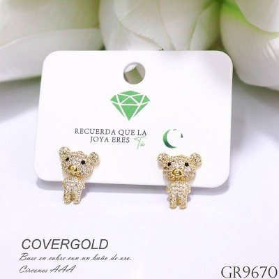 Aretes de oso en covergold