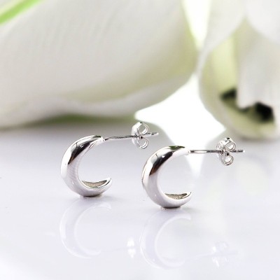 Aretes en plata ley 925 con baño en Rodio