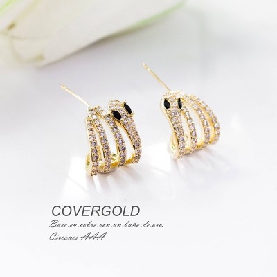 Aretes de serpiente en covergold con baño en Rodio
