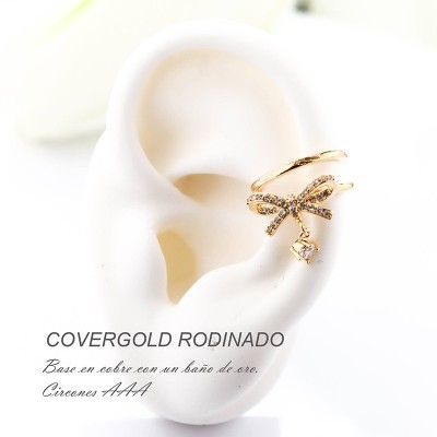 Earcuff en covergold con baño en Rodio