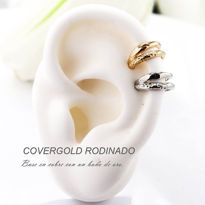 Earcuff en covergold con baño en Rodio