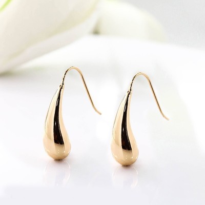 Aretes de gota en covergold con baño en Rodio
