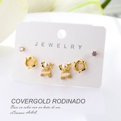 Set de aretes en covergold rodinado