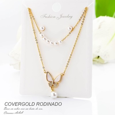 Set de aretes en covergold rodinado