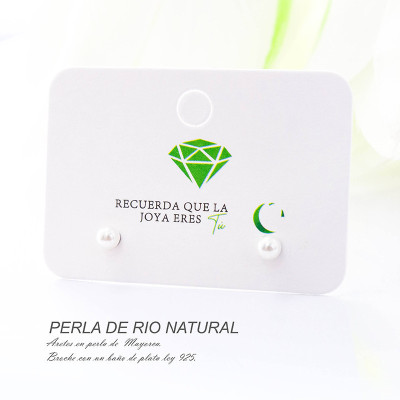 Aretes de perla natural con base en plata ley 925