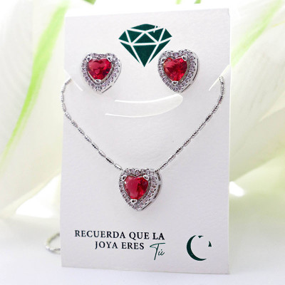 Collar con dije de corazón en covergold