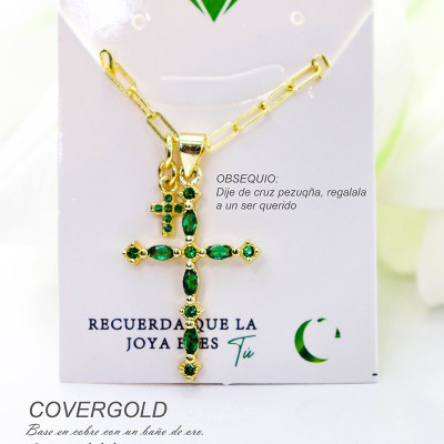 Collar con dije de cruz en covergold