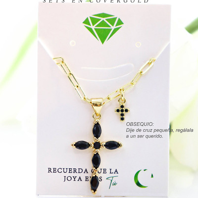 Collar con dije de cruz en covergold