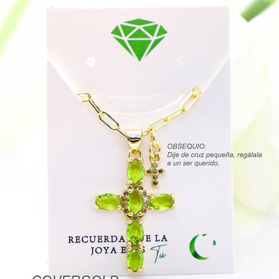 Collar con dije de cruz en covergold